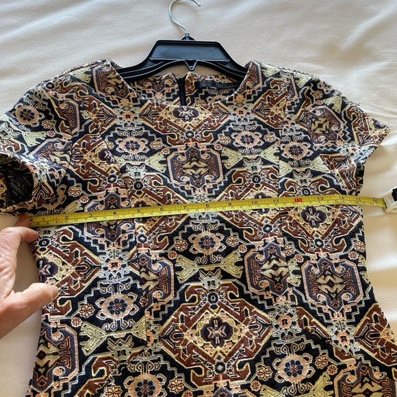 Zara Brocade short sleeve dress - Picture 5 of 5